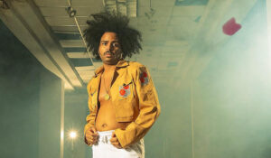 EL “MAESTRO DEL PERREO” NFASIS, REVOLUCIONA CON NUEVO HIMNO DEL VERANO ”LA PISCINA”