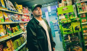 Onyl se fuga con su amor prohibido en “Hoy se da”