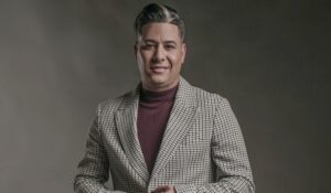 Pedrito Lama versiona «Donde estés, con quién estés» a ritmo de Salsa