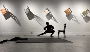 Reni Arias dedica performance a la migración venezolana