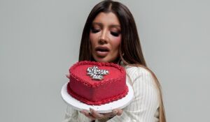 Vuelve Yeilove con su tour: LA ESCUELA DE SEXO