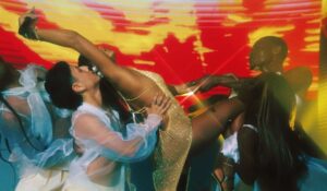 Tokischa deslumbra en su nueva gira con una producción impresionante