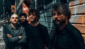 Volcán estrena ‘Ceros & Unos’, un álbum enérgico, introspectivo y psicodélico