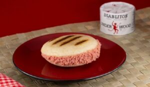 Versatilidad y sabor afianzan éxito de los stands de arepas con Diablitos™ Underwood™