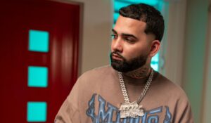 JEYYFF CONQUISTA LA ESCENA CON OTRO ÉXITO: “ESOS BESOS”