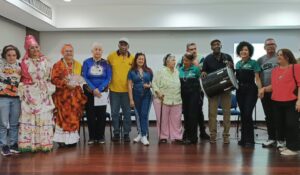 Realizan conversatorio “El rol de la mujer guayanesa en el Carnaval” en la UCAB