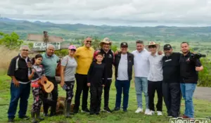 ERNESTO URBANO CELEBRA LA DIGNIDAD Y LOS VALORES DE NUESTRA TIERRACON EL ESTRENO AUDIOVISUAL DE “MI CONUCO”