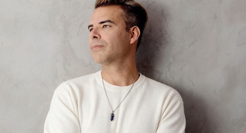 YEY-R ESTRENA SU SENCILLO “NADIE”, CANCIÓN QUE NACIÓ GRACIAS A UNA CONVOCATORIA EN REDES SOCIALES DEL CANTAUTOR JUAN SOLO