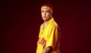 Yaisel LM listo para subir al escenario del Mega Bash