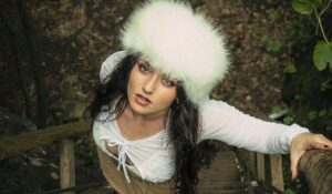 Cora Blindao el nuevo sencillo Caluu C