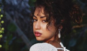 La Cassandra presenta la bachata «Nadie Como Tú»