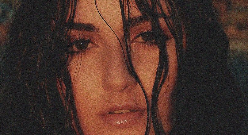 Caluu C llega con su nueva canción «Pa’ Olvidarte»