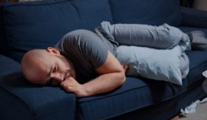 La depresión no debe ser subestimada y requiere tratamiento profesional a tiempo