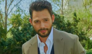 EMMANUEL PALOMARES suma un nuevo protagónico a su exitosa carrera