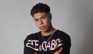 Cay Beach presente el tema “Sola”