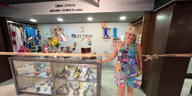 Diseñadora Liliana Carmona inaugura Showroom en la ciudad de Valencia