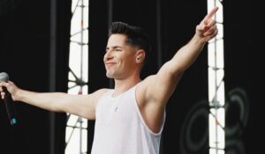 Neo Pinto deslumbra como artista invitado en el concierto de Marc Anthony en Gran Canaria