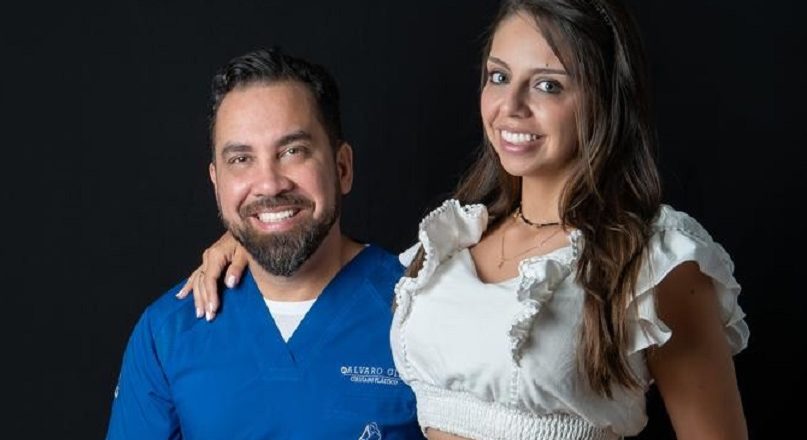 El Doctor Álvaro Gil Hablemos de la cirugía mommy makeover 