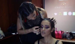 Cindy Rivas presenta Holiday Glam Makeup