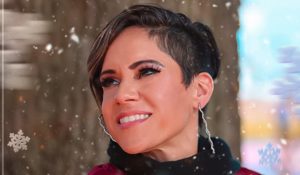 Izis La Enfermera de la Salsa presenta «My Favorite Things»