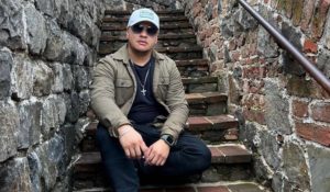 Jhonny Meléndez suena con “A quien iré”, nuevo promocional