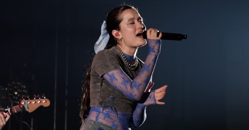 JOAQUINA DESLUMBRA EL YOUTUBE THEATRE DE LOS ÁNGELES DURANTE SU ACTUACIÓN EN EL ÚLTIMO SHOW DE LA GIRA DE MORAT