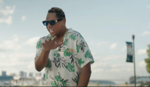 Kalimete estrenó vídeo de su éxito “La Baby” en Primer Impacto de Univision