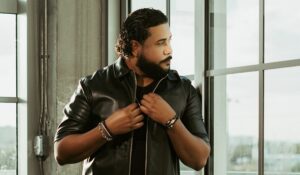 Lirow lanza una versión bachata de «Como Duele», uno de los éxitos de Armando Manzanero