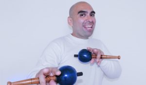 Valenciano Samuel Castillo promueve la música popular rumana