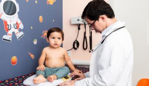 La criptorquidia causa atrofia testicular si no se atiende a tiempo