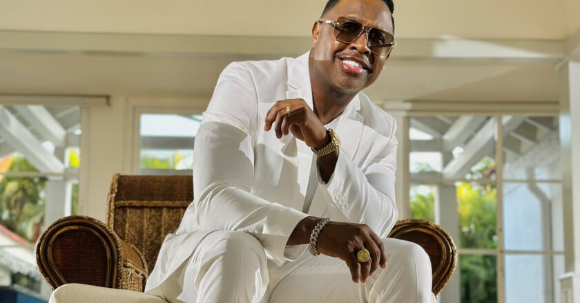 El Salsero Sexappeal revive «Pobre Diablo» un éxito de Emmanuel