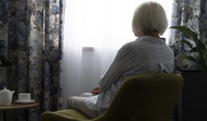 La soledad puede comprometer la salud y calidad de vida de los adultos mayores