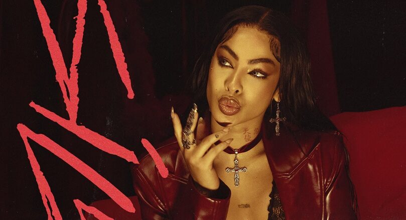 YAILIN LA MAS VIRAL LISTA PARA DOMINAR LAS LISTAS DE ÉXITOS UNA VEZ MÁS CON «SILLA»