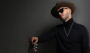 Zeo Munoz, marca camino con la introducción de su nuevo sencillo, El Peor Tipo de tu Vida.